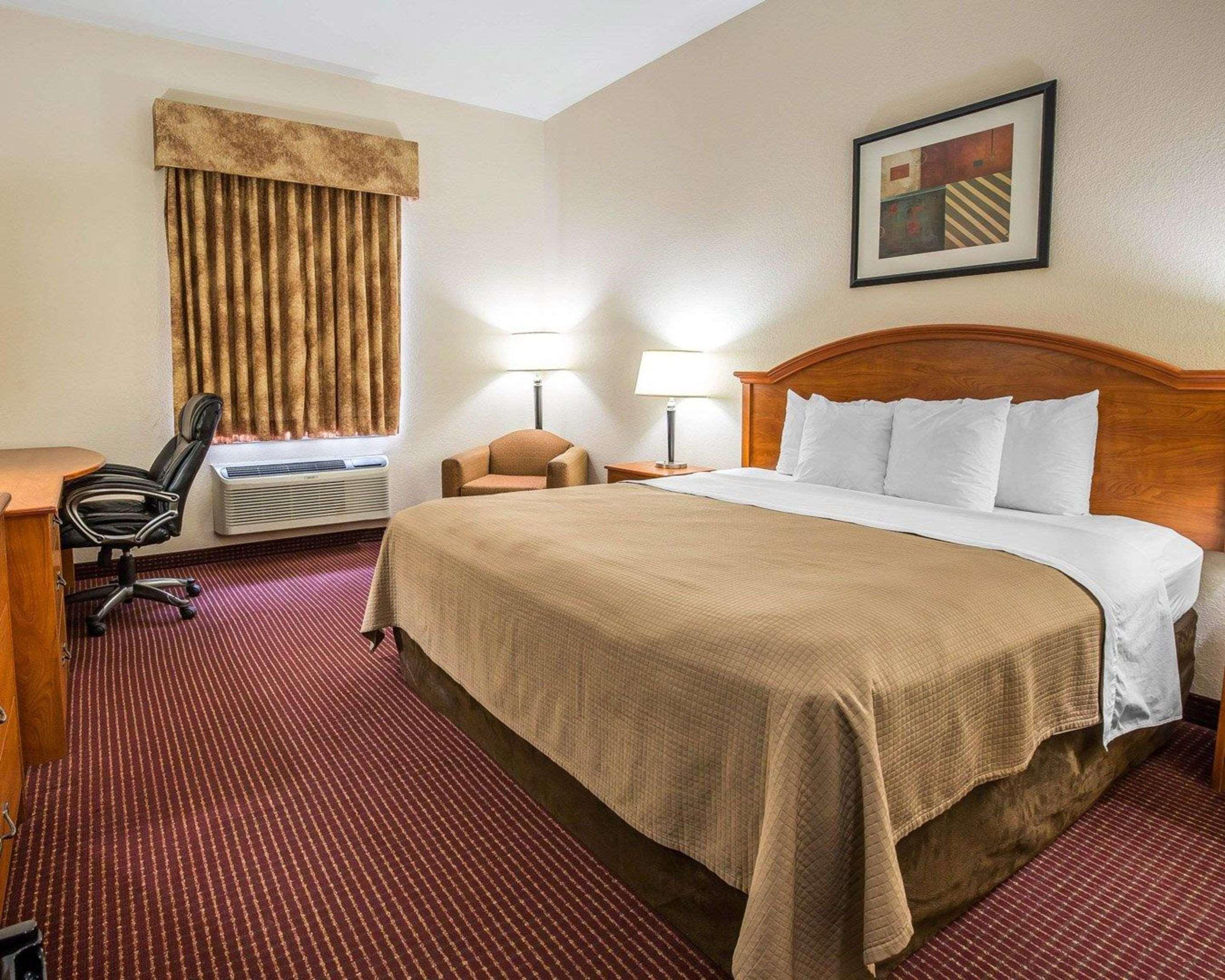 Econo Lodge Inn&Suites Beaumont Extérieur photo