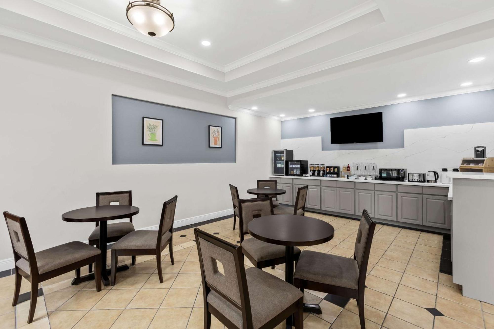 Econo Lodge Inn&Suites Beaumont Extérieur photo