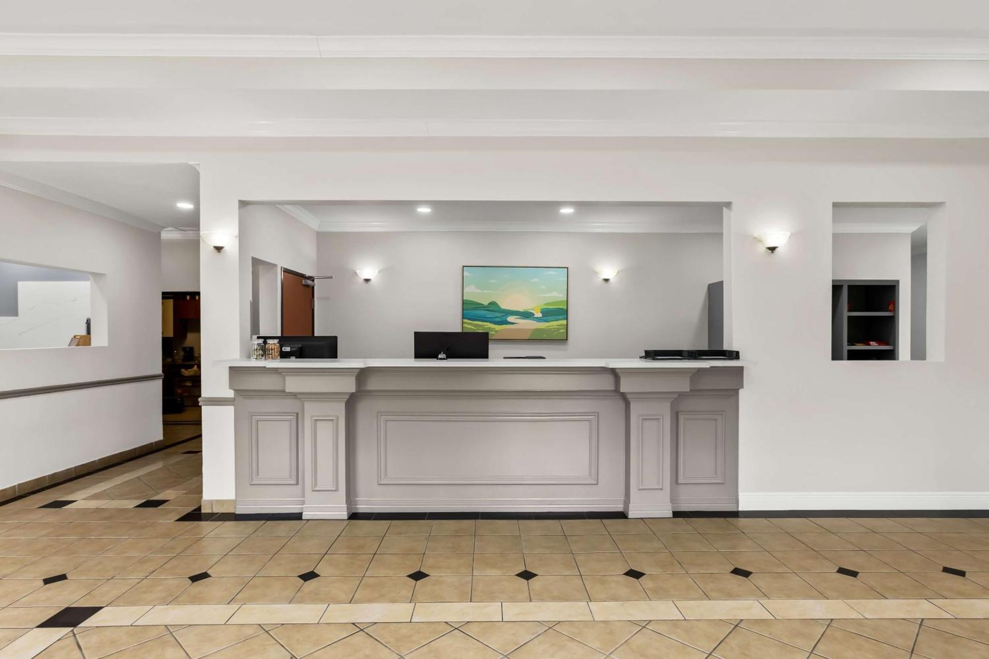 Econo Lodge Inn&Suites Beaumont Extérieur photo